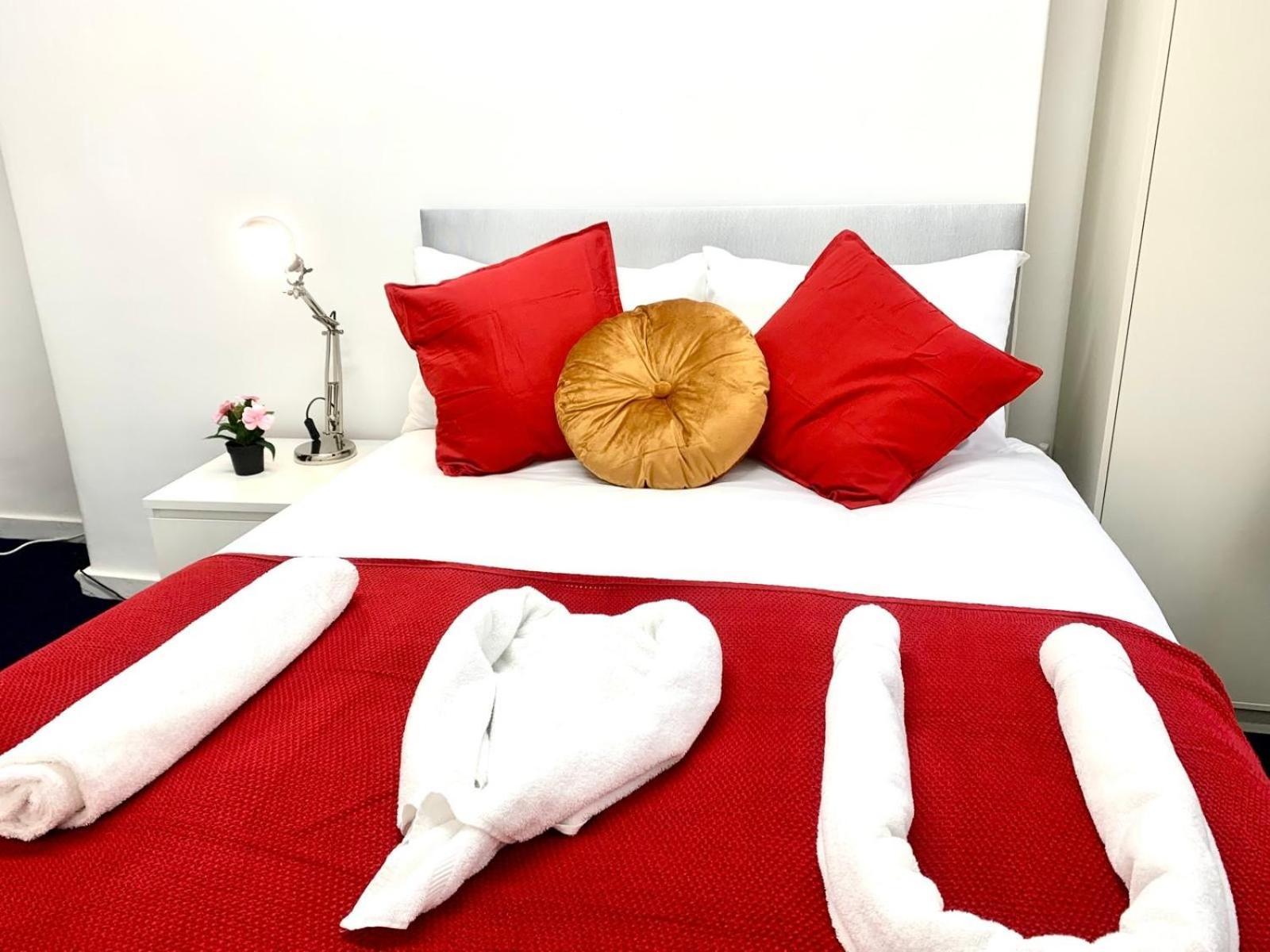 Tea Revolution Bed & Breakfast Лондон Екстериор снимка